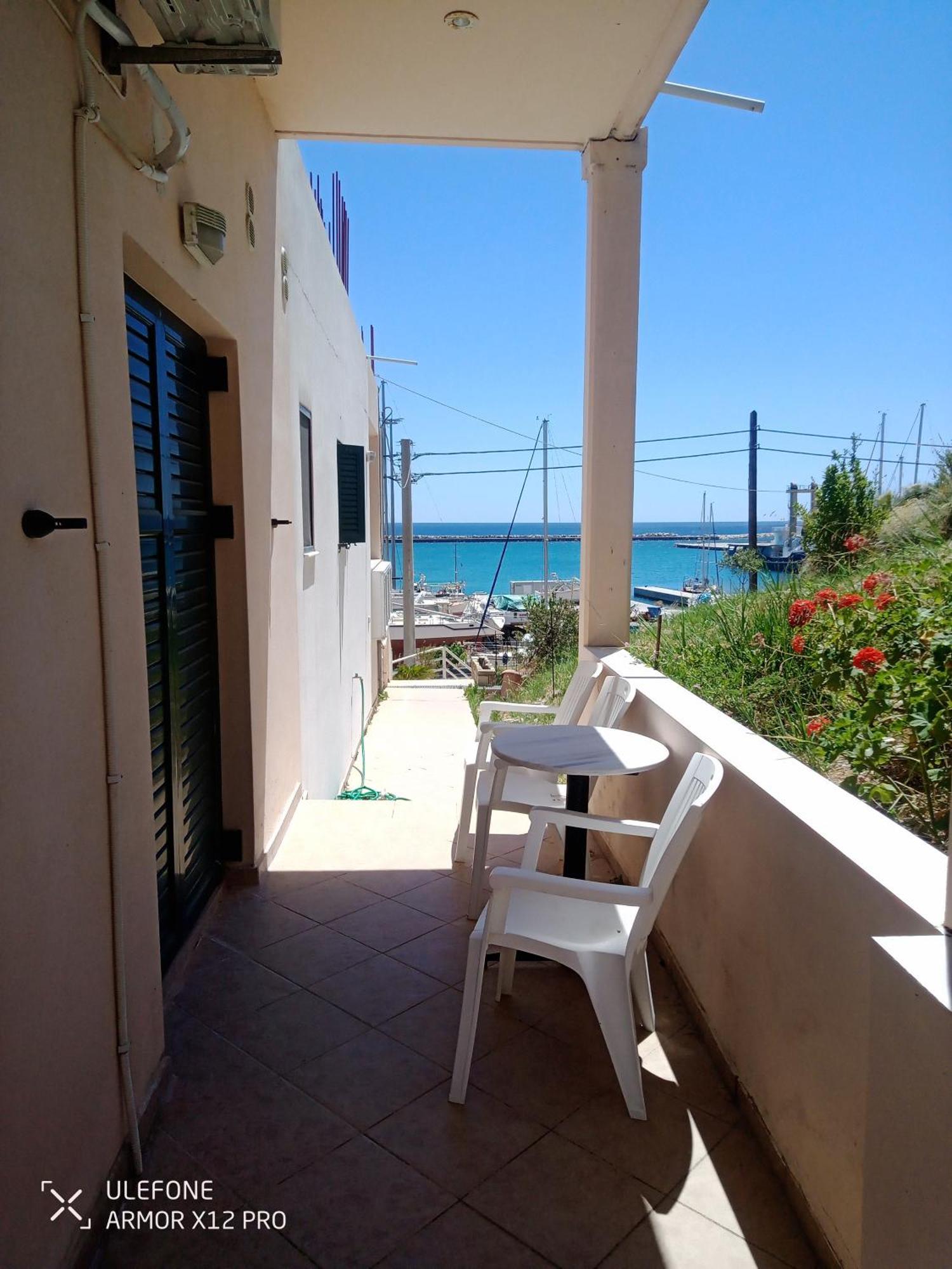 Thea Hotel Paralia Kimis Exterior foto